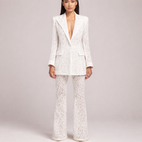 Costume pantalon 2 pièces en dentelle crochetée, blanc, écologique, élégant, respirant et anti-rides |   Ensemble de blazer en dentelle guipure à col en V de créateur