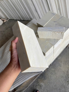 Marbre Jaune Clair Sablé avec Veines, Écologique, Durable, Design Moderne, Garantie 5 Ans pour Revêtements de Sol, Escaliers et Comptoirs - Product Image 3