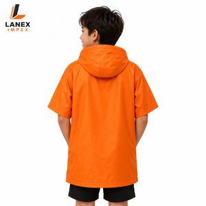 เสื้อคลุมอาบน้ำเด็กแบบมีฮู้ดสำหรับเปลี่ยนเสื้อผ้า |   เสื้อคลุมผ้าขนหนูกันน้ำ กันลม แห้งเร็ว สำหรับว่ายน้ำ เล่นเซิร์ฟ และชายหาด - Product Image 4