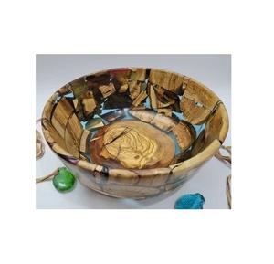Moderna Tazón Decorativa Hecha a Mano de Resina Epoxi y Madera de Acacia con Superficie Pulida Lisa, Ecológica, para Servir Frutas y Aperitivos Secos - Product Image 3