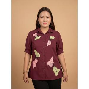 Chemise boutonnée tendance pour femme, pour un style effortless du matin à l'après-midi. Achetez directement auprès du fournisseur. - Product Image 1