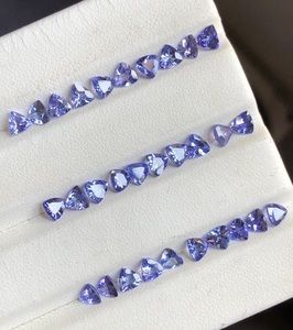 Lote de Gemas Sueltas de Tanzanita Natural, Corte Trillón 4x4mm, Piedras Facetadas Azul Violeta para Joyería Fina, Anillo de Piedra Preciosa - Product Image 2