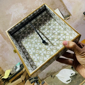 Organisateur de bureau en bois pour fournisseur en gros, à deux compartiments, avec motif géométrique en résine effet marbre, support de papeterie et boîte de rangement pour stylos de bureau - Product Image 1