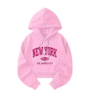 Sweat-shirt à capuche court à manches longues pour femme, motif graphique, avec cordon de serrage sur le devant, idéal pour l'hiver (ODM) - Product Image 1