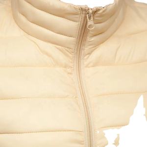 Veste d'hiver matelassée pour femme avec fermeture éclair, capuche, en coton, motif uni - Product Image 4