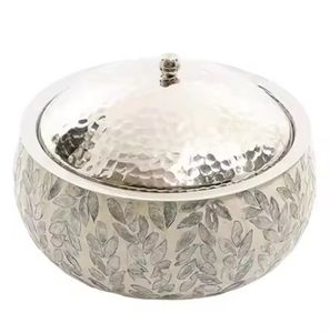 Plat à rôtir rond en émail floral de luxe avec couvercle, plat de service en porcelaine de style vintage pour la maison et les restaurants - Product Image 6