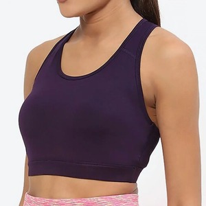 Soutien-gorge de sport respirant pour femme avec logo personnalisable sur le devant et maintien moyen - Tissu Spandex/Polyester de haute qualité - Product Image 1