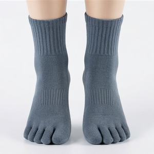 Calcetines Acolchados Antideslizantes para Mujer, para Yoga, Pilates, Ballet, Danza, Deportes, Transpirables, Suaves y Cómodos, Color Personalizado - Product Image 1