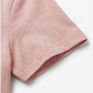 เสื้อยืดผู้หญิงคุณภาพสูงแบบสลิมฟิต แฟชั่นเรียบง่าย แขนสั้น เสื้อยืดคุณภาพสูง เสื้อผ้าที่ยั่งยืน - Product Image 6