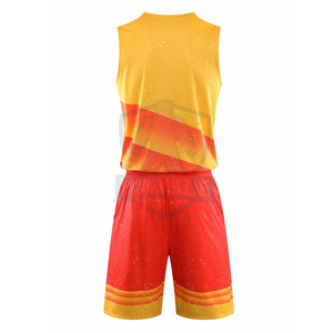 ชุดบาสเก็ตบอลผู้ชายทรงเข้ารูป - ชุดทีมแบบปรับแต่งได้ พร้อมผ้าตาข่ายโพลีเอสเตอร์ระบายอากาศ แห้งเร็ว และดีไซน์คุณภาพสูง - Product Image 3