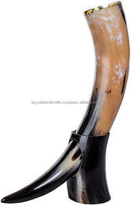 Corne à boire Viking naturelle avec support de corne Corne à boire Viking antique sculptée avec laiton d'Inde - Product Image 6