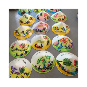 Chapeau conique artisanal naturel en feuilles de palmier, chapeau de soleil traditionnel vietnamien pour la plage, le jardinage, l'agriculture et les voyages - Product Image 6