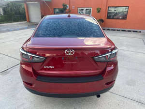 Autos en Tendencia de Venta Rápida 2019 Yar L4dr Sedán 6A LISTO PARA CONDUCIR - Product Image 2
