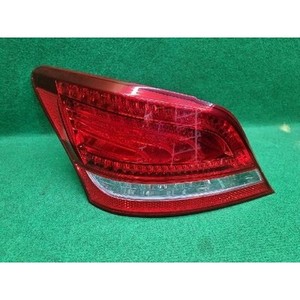 Feu arrière gauche d'occasion Equus 924013N000 - Product Image 1