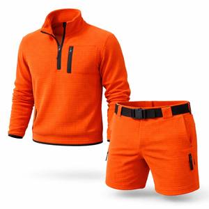 Conjunto de Dos Piezas para Hombre, Top de Forro Polar Texturizado Transpirable con Cierre de Cremallera y Pantalones Cortos, Ropa Deportiva Informal para Verano, Senderismo y Uso Diario - Product Image 1