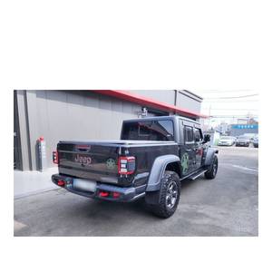 Jeep Gladiator 3.6 Rubicon Modelo Diciembre 2023 con Caja de Cambios Automática, Asientos de Cuero, Cámara Trasera, 8,455 km, Volante a la Izquierda - Product Image 2