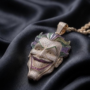 Collier en argent sterling plaqué or avec pendentif Moissanite coloré motif visage de Joker, bijou fantaisie à l'éclat énigmatique, cadeau - Product Image 3