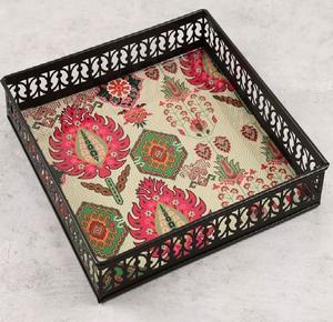 Bandeja Rectangular de Lujo con Estampado Floral y Asas Doradas, Bandeja Decorativa para Servir Té y Café - Product Image 3