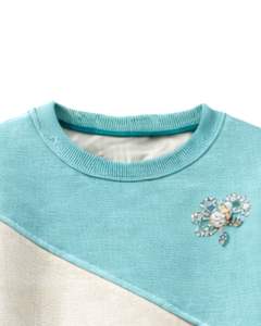 Sweat-shirt pour femme personnalisé en vert menthe et bleu sarcelle, en molleton doux, col rond, décontracté, pull d'hiver avec détails brodés - Product Image 5