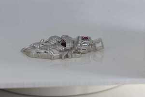 Pendentif tête de lion avec couronne en moissanite, argent 925, sertissage pavé, charme luxueux sur le thème animalier, unisexe, à porter au quotidien, bijoux fins - Product Image 4