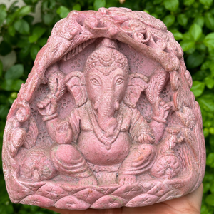 Statue de Ganesha en thulite rose sculptée à la main – Sculpture double face rare en pierre – Art hindou en pierre précieuse naturelle - Product Image 6