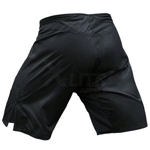 Shorts de sport MMA légers et extensibles de haute qualité, conçus pour les entraînements en salle et les séances de pratique - Product Image 5