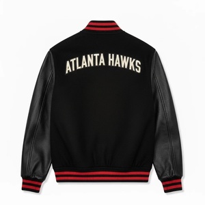 Chaqueta Varsity Liberty Flames para Hombre, Azul y Roja, Cuello Alto, Invierno, con Logotipo Frontal - Product Image 6