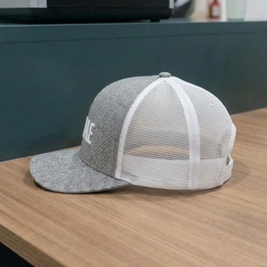 Casquettes Trucker 6 Panneaux Personnalisées OEM, Broderie Plate, Visière Pré-courbée, Structurées, Faible MOQ, Fournisseur de Casquettes - Product Image 4