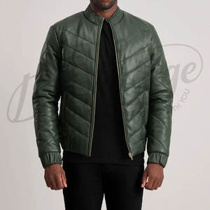 Veste matelassée en cuir vert foncé pour homme, design chevron, coupe ajustée, col montant, en similicuir, chaude et rembourrée pour l'hiver - Product Image 5