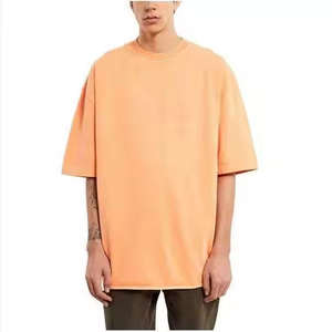 Prix d'usine OEM, t-shirts personnalisés 100% coton, unisexes, t-shirts pour hommes à logo imprimé, t-shirts surdimensionnés pour hommes, fabricant pakistanais - Product Image 1