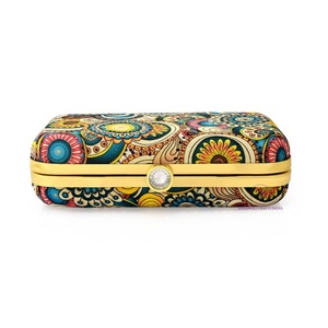Pochette de soirée pour femme, brodée à la main, motif paon, avec chaîne amovible. - Product Image 2