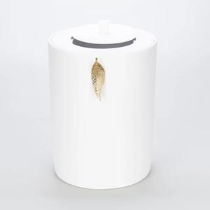 Poubelle décorative de luxe en résine noire et or avec motif feuille pour salle de bain, chambre, bureau ou salon - Product Image 2