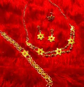 Latest MOLL JEWELLERS Trendy Indian 24K Gold Plated Floral Necklace Earring Set Zircon Women Wedding Gift <b>Jewelry</b> Third Party - Product Image 3