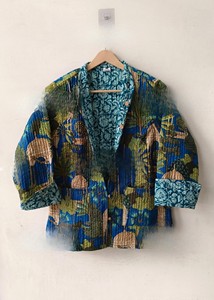 Veste matelassée en coton imprimé floral de qualité supérieure, fabriquée à la main, pour femmes, élégante, à manches longues, ouverte sur le devant, confortable, légère, pour l'hiver - Product Image 4