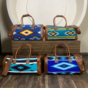 2025 accesorios de viaje bolsas de viaje al aire libre manta de sillín personalizada bolsa de Gimnasio Deportivo para mujeres bolsas de lona de cuero genuino bolsas de noche - Product Image 5