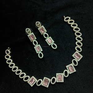 Ensemble de bijoux de mariée en diamant américain classique Collier et boucles d'oreilles en deux pièces pour mariage Style classique à la mode - Product Image 1