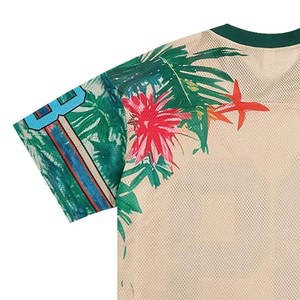 เสื้อฟุตบอลตาข่ายสไตล์เรโทร แบบสตรีทแวร์สั่งทำได้ ขายส่ง แขนสั้น โพลีเอสเตอร์ 100% ระบายอากาศดี คอวี รับผลิตแบบ OEM - Product Image 6