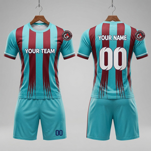 Service OEM, uniformes de football à logo personnalisé pour vêtements de sport, uniformes de football pour hommes à bas prix fabriqués par des professionnels - Product Image 1