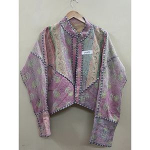 Vêtements d'hiver doux, confortables et écologiques en coton vintage pour femmes et filles, veste traditionnelle indienne à la couture Kantha - Product Image 4