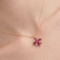 Collar con Colgante de Flor de Rubí y Diamantes Marquise de Diseñador, Oro Sólido de 10K, 14K, 18K, Colgante Delicado, Joyería Fina Floral para Novia y Boda