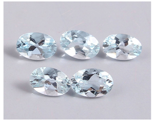พลอยอะความารีนสีฟ้าธรรมชาติทรงรีขนาด 7x5 มม. สีฟ้าอ่อน คุณภาพ AA เจียระไนแบบเหลี่ยม จำนวน 10 เม็ด สำหรับทำเครื่องประดับ - Product Image 1