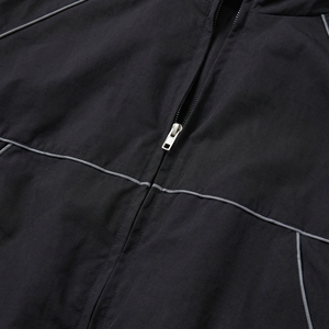 เสื้อแจ็คเก็ตแทร็คสีดำแบบมีแถบขอบ |   เสื้อกันลมแบบซิปคอตั้ง |   เสื้อแจ็คเก็ตสปอร์ตสไตล์เรโทรสตรีทแวร์ |   ผู้ผลิต OEM ตามสั่ง - Product Image 4