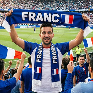 Écharpe de football mondiale haut de gamme, douce, tricotée, au design chaud et confortable pour les fans de football regardant les matchs en direct au stade - Product Image 4