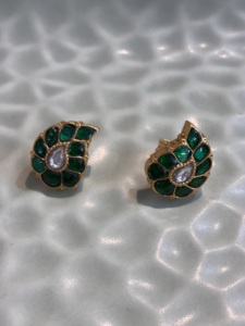 Pendientes de Flor Vintage con Baño de Oro de 22k y Esmalte Verde, Joyería Redonda para Uso Diario de Mujer, Regalo de Lujo - Product Image 5