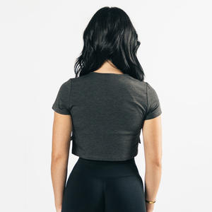 เสื้อครอปท็อปผู้หญิงผ้าฝ้าย 100% สำหรับฤดูร้อน แบบสั่งทำพิเศษ พิมพ์ลายปักโลโก้ คอกลม ทรงเข้ารูป ระบายอากาศได้ดี แขนสั้น - Product Image 3