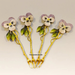 Cubertería de Acero Inoxidable Dorado con Acabado Espejo, Diseño Exclusivo, Novedosa, Personalizada con Grabado de Hojas y Flores - Product Image 5