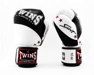 Gants de boxe Twins personnalisés noir et blanc, qualité supérieure, cuir de vachette véritable, gants de boxe professionnels Twins. - Product Image 2