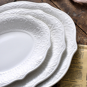 Juego de Vajilla Reutilizable con Estampado Floral Clásico, Elegante Artesanía en Gres, Apto para Horno y Lavavajillas, Platos de Servir de Primera Calidad - Product Image 6