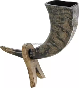 Taza de beber vikingo natural tallada a mano con cuerno de búfalo real con logotipo personalizado con soporte de madera estilo artesanal diseño Animal - Product Image 1