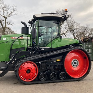 Tracteur agricole Fendt VARIO 4RM 100 CV durable avec moteur automatique, pompe, boîte de vitesses, transmission par engrenages, roulement et technologie de pointe pour la ferme - Product Image 6